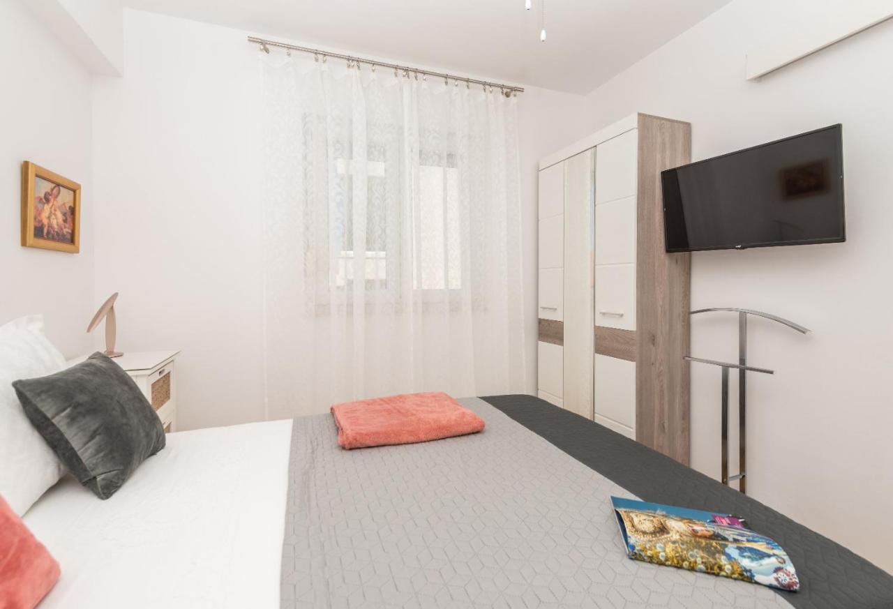מאקרסקה East Side Deluxe Suite מראה חיצוני תמונה